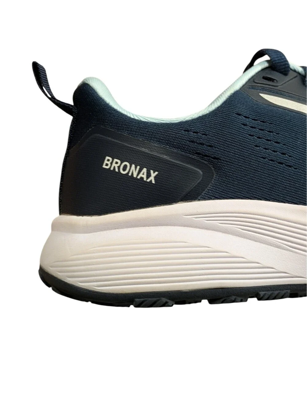 Bronax Wide Toe Box Road Running Shoes Womens Size 40